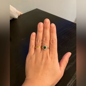 Dark green jade ring~